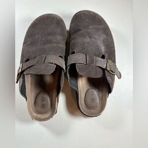 Women's Suede Buckle Loafers - Gray